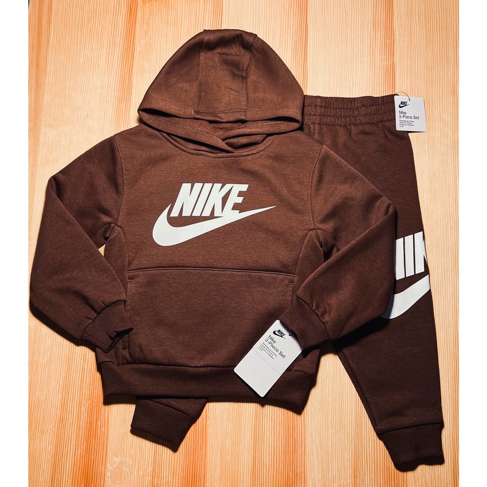Nike Kids Pullover Joggers Set
